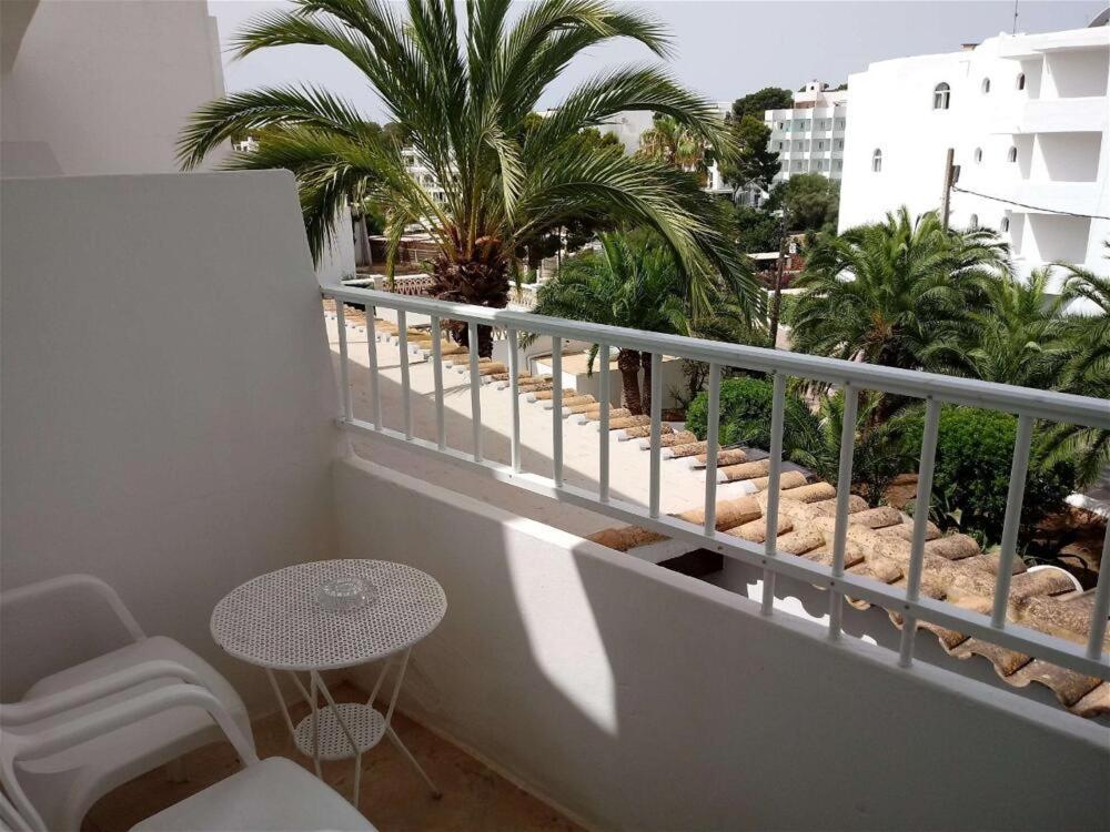 Hostal Oasis Dor Cala D´Or Εξωτερικό φωτογραφία